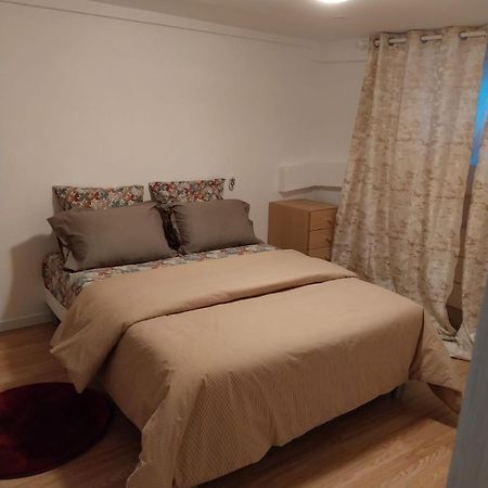 Zoe 1 Bed & Breakfast Savigny sur Orge Bagian luar foto