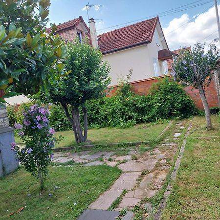 Zoe 1 Bed & Breakfast Savigny sur Orge Bagian luar foto